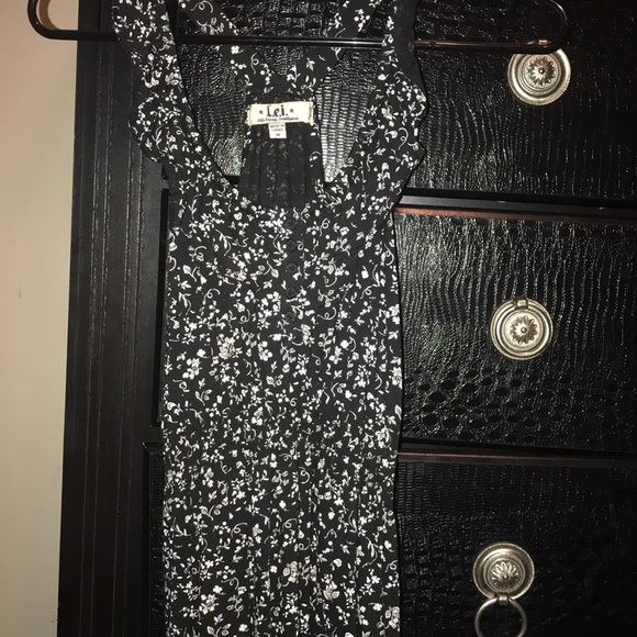 Dress - Picture 1 of 1